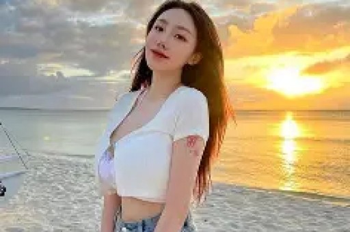 范冰冰真是打不死的小强穿国风秒杀内娱出席电影节、发布会…